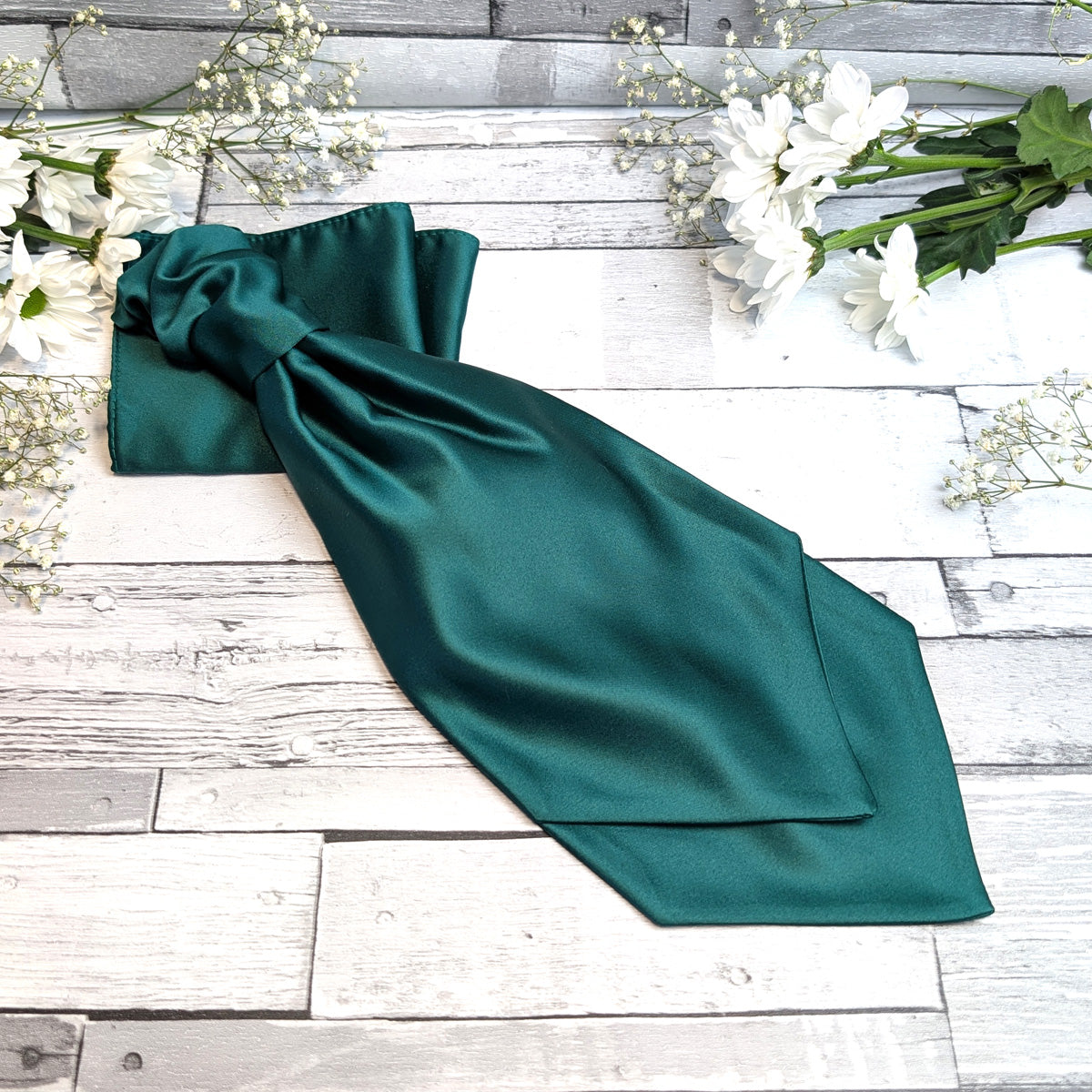 Hunter Green Wedding Cravat