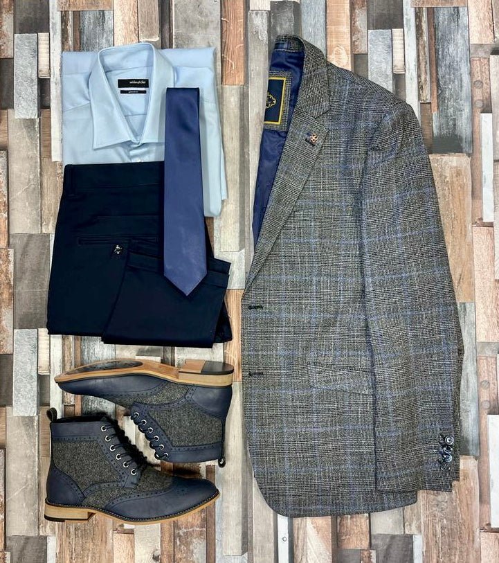 Dakota Navy Chinos - Chinos - 30S - Swagger & Swoon