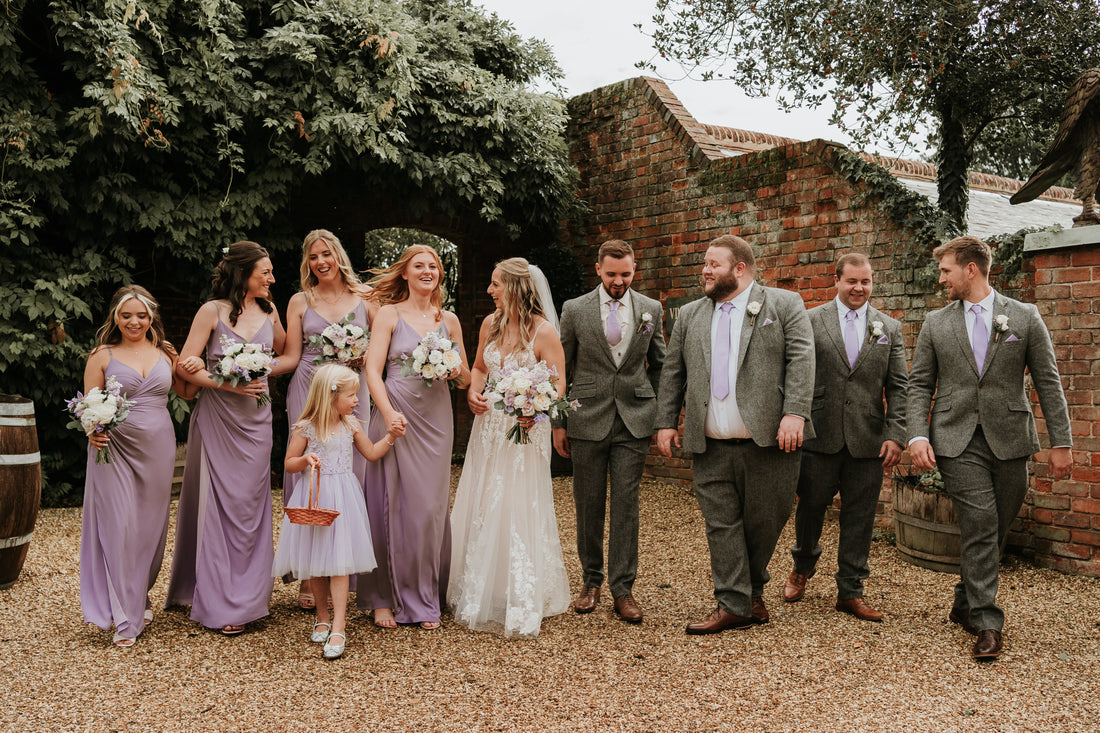 Choosing the Elements of Your Wedding Colour Scheme: Emerald, Olive, Lilac & Lavender
