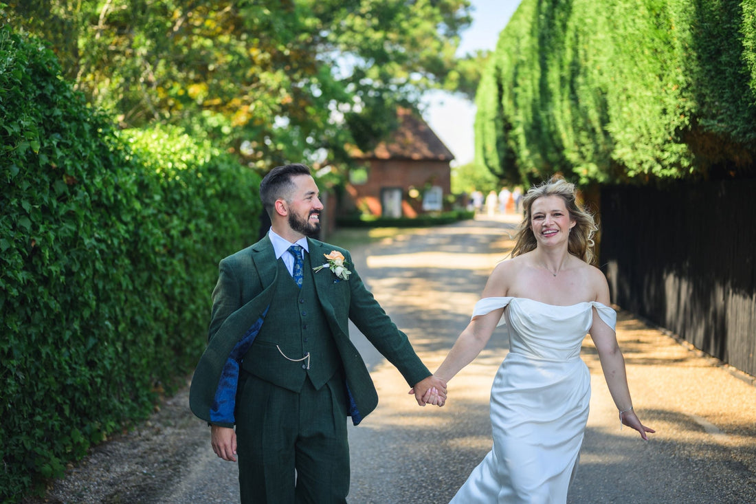 Navy Wedding Ties & Accessories Guide