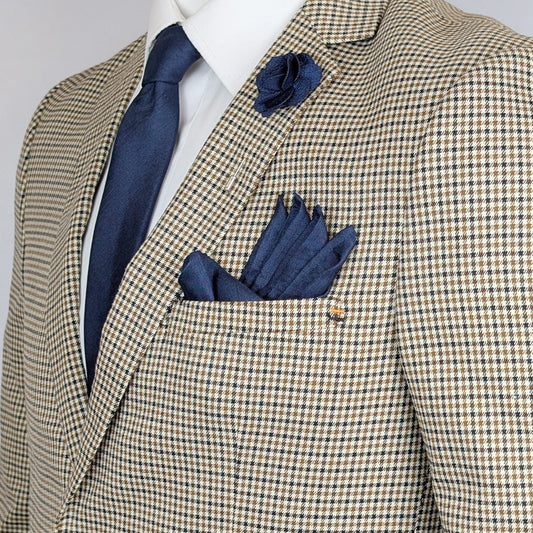 How to Master the Peacock Pocket Square Fold: A Step-by-Step Guide