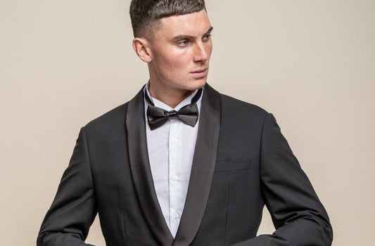 What Accessories Should the Groom Wear on His Wedding Day? - Swagger & Swoon