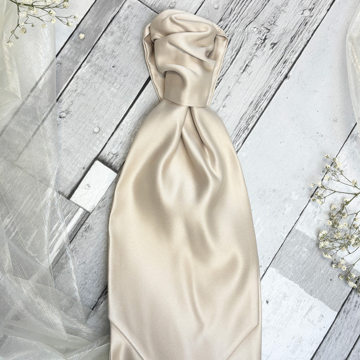 Antique Champagne Cravat