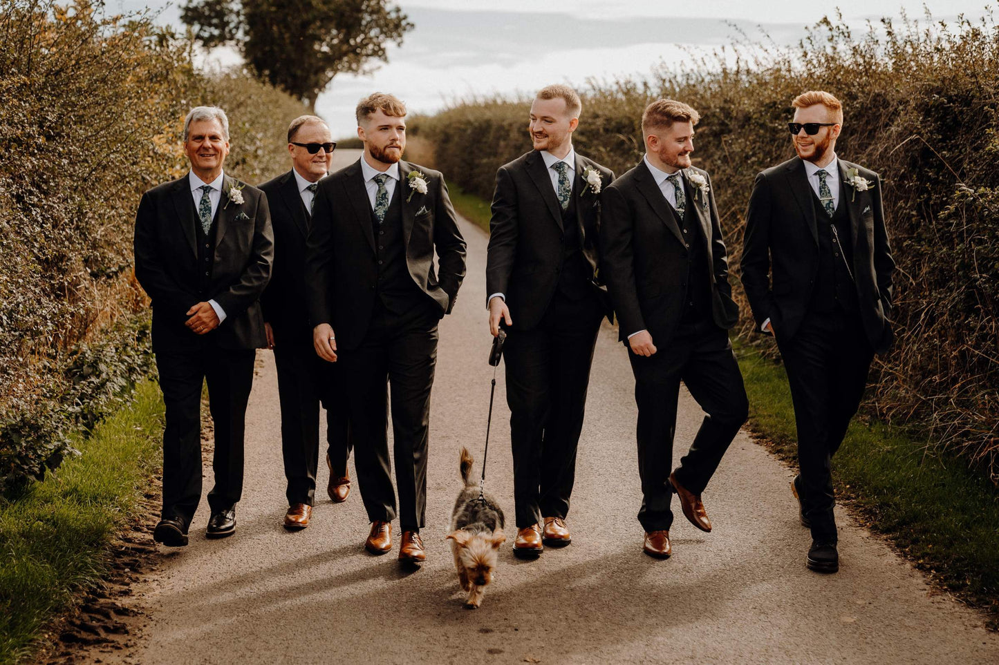 Green Vintage Floral Wedding Tie