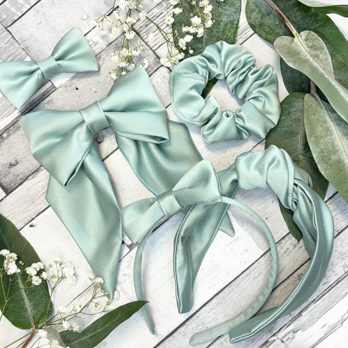 Seagrass Bridesmaids Hair Bow