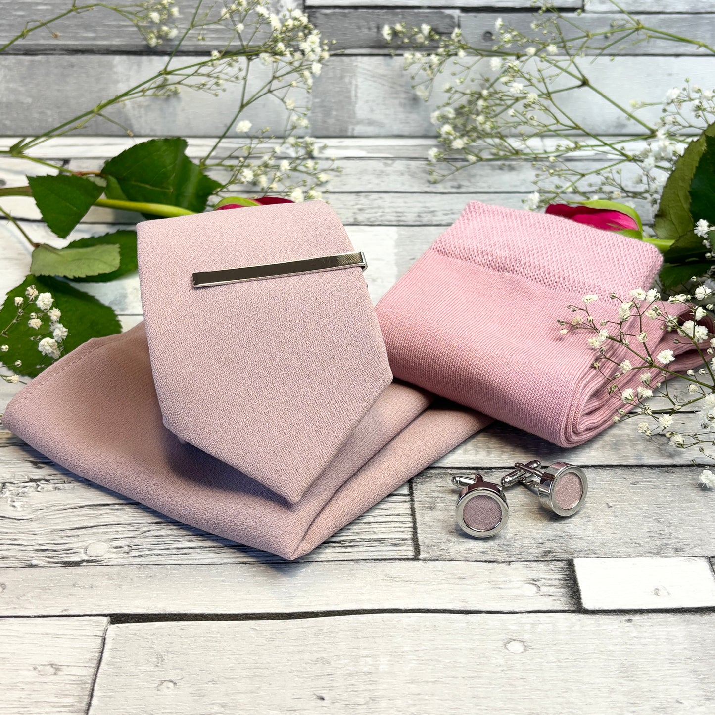 Lilac Rose Tie & Socks Gift Set