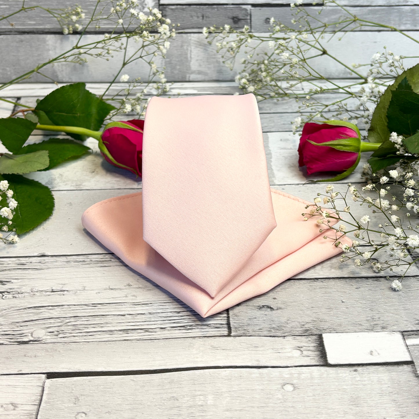 Vintage Rose Tie & Socks Gift Set