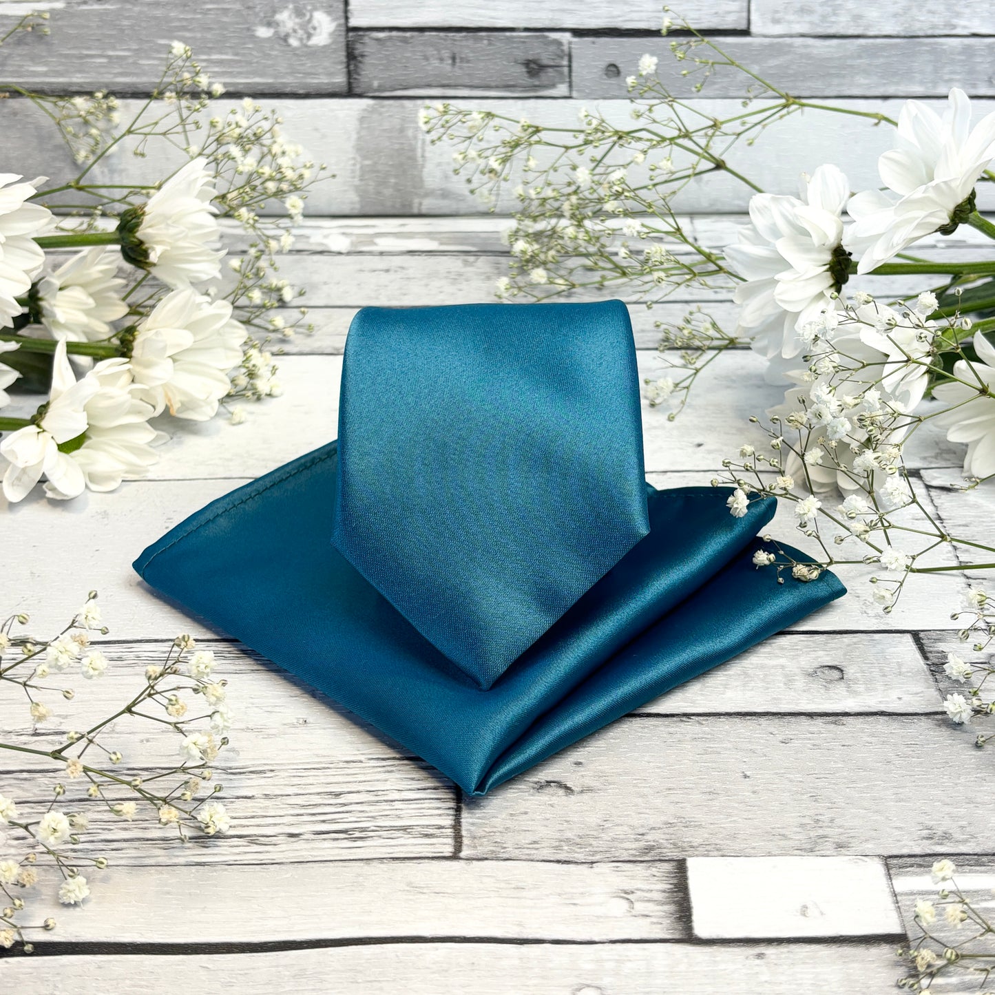 Peacock Tie & Socks Gift Set