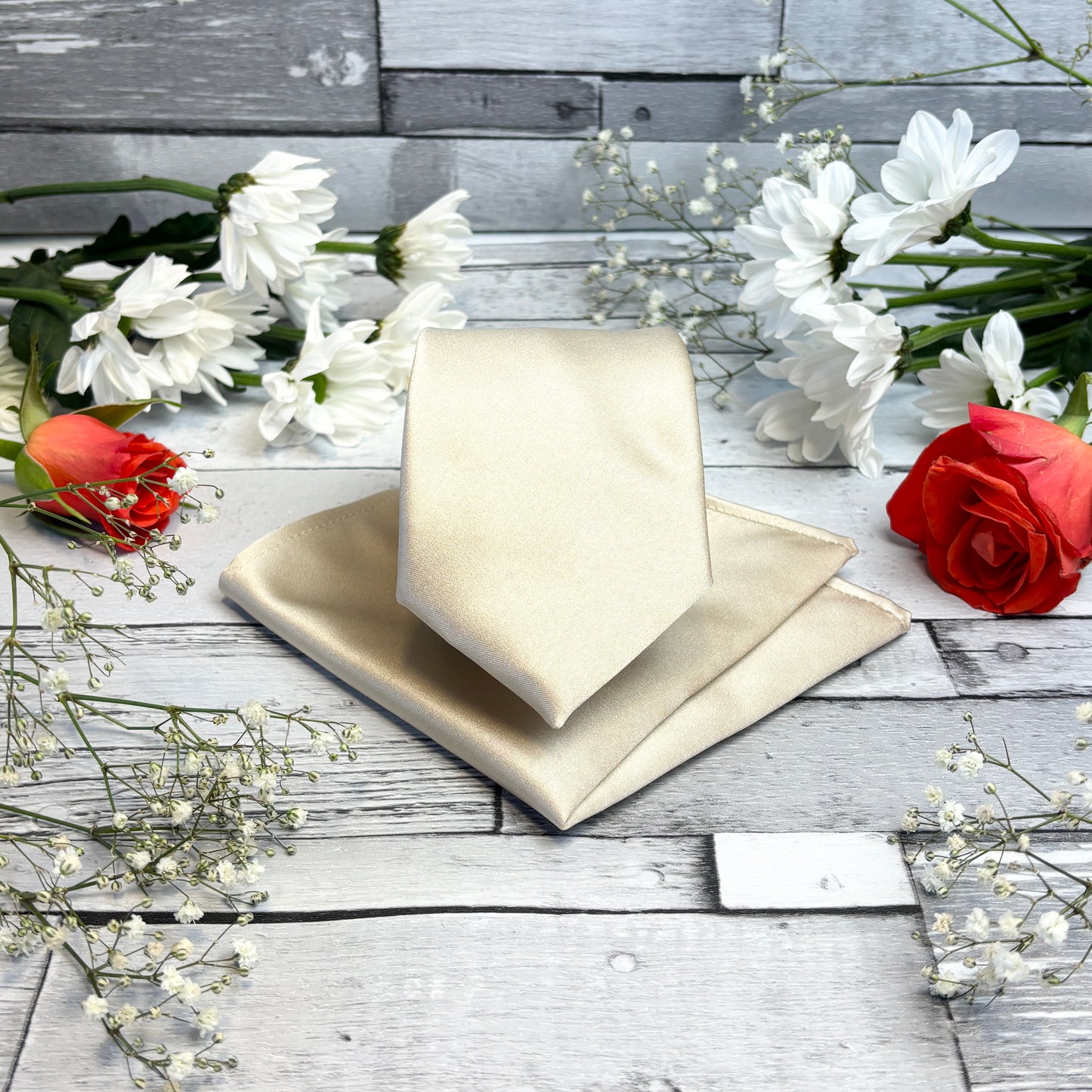 Dune Tie & Socks Gift Set