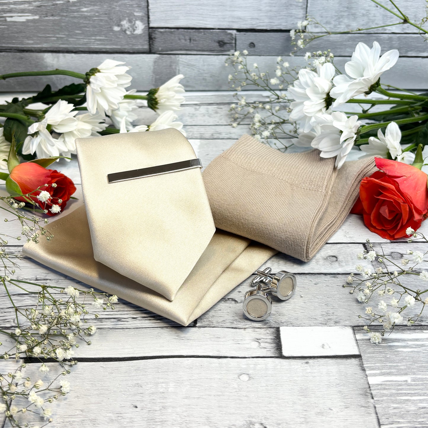 Dune Tie & Socks Gift Set