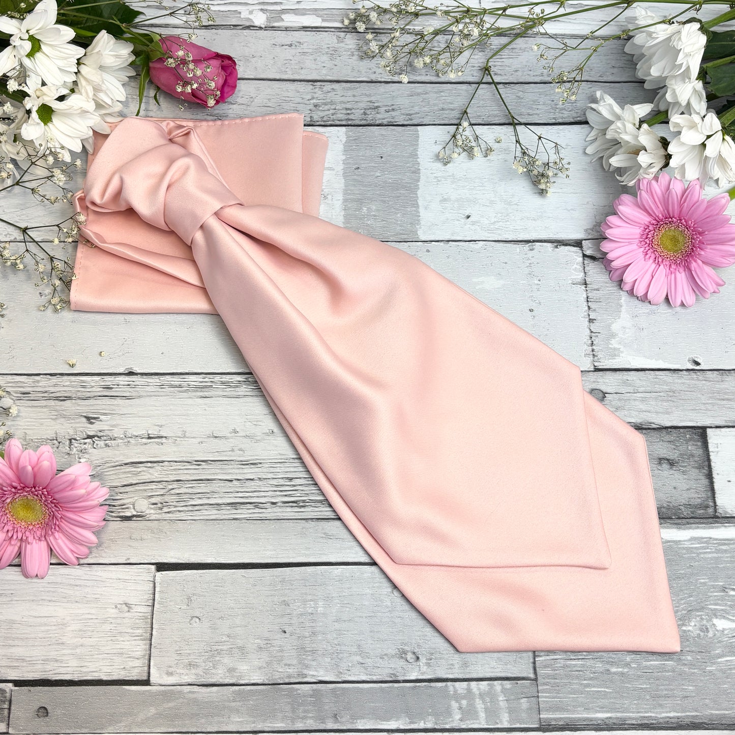 Vintage Rose Wedding Cravat