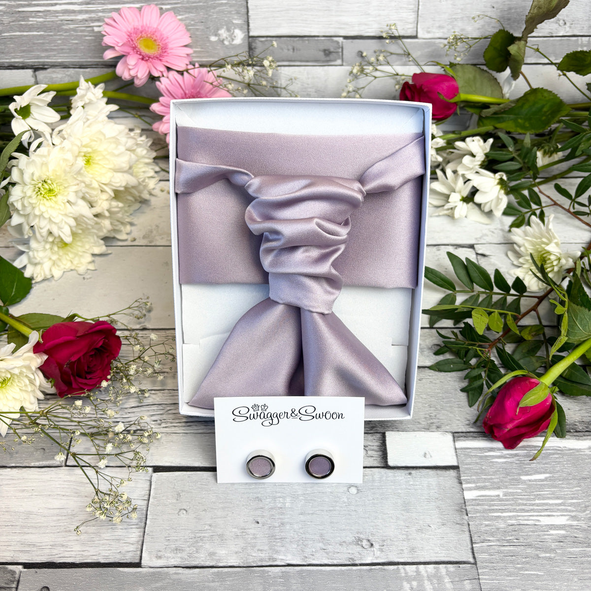 Lavender Frost Wedding Cravat