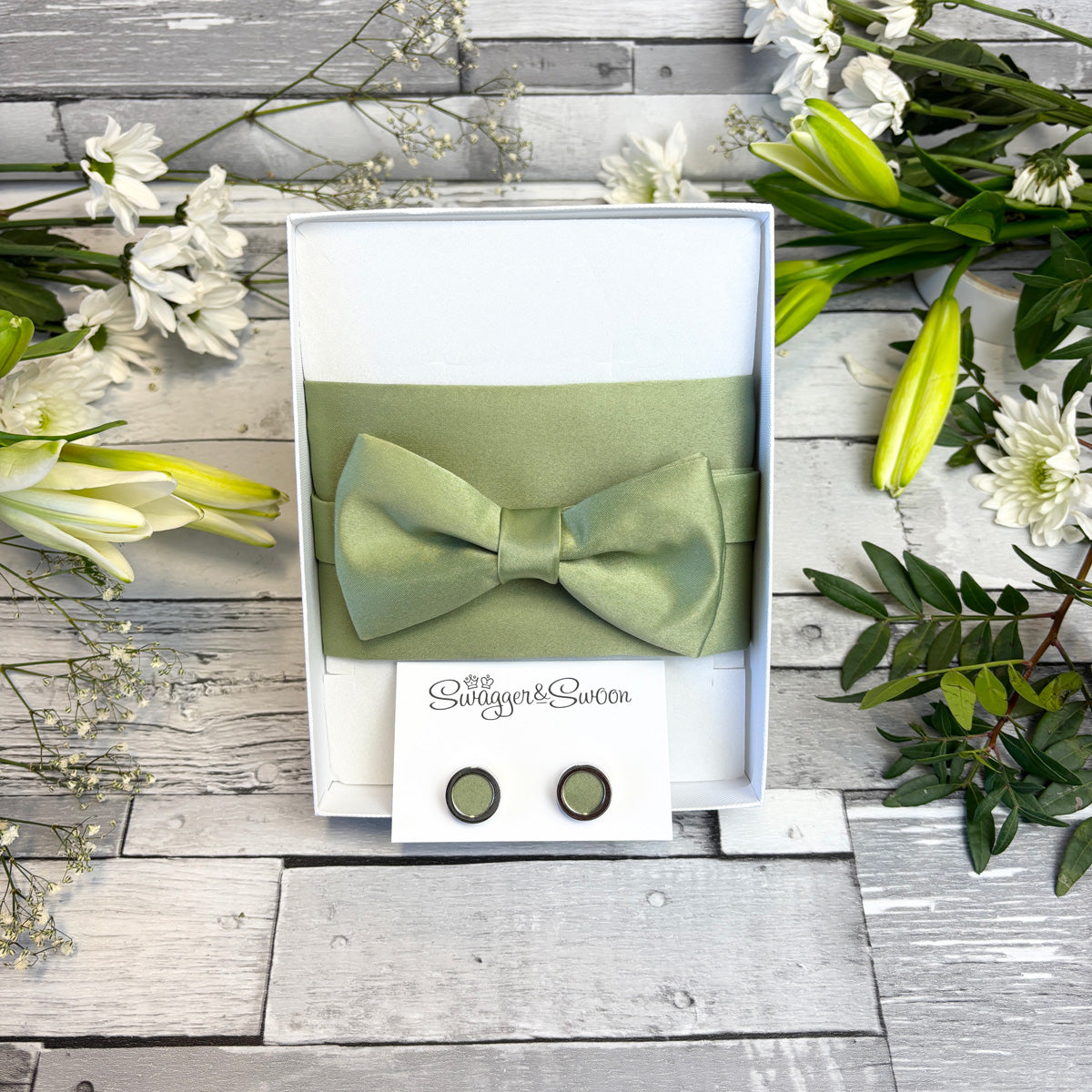 Pistachio Bow Tie