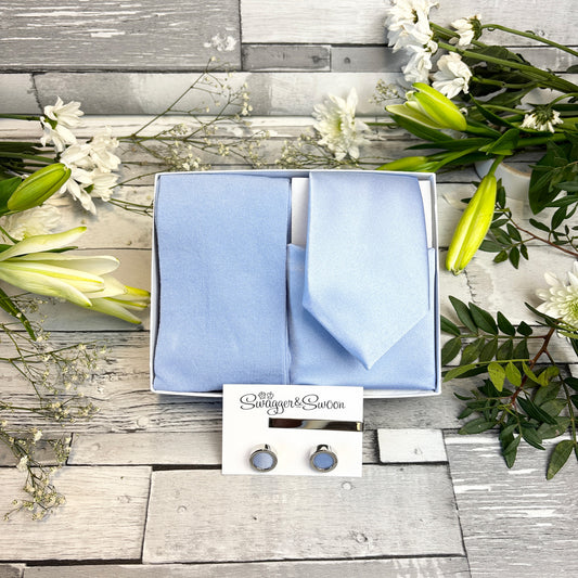 Blue Daisy Tie & Socks Gift Set