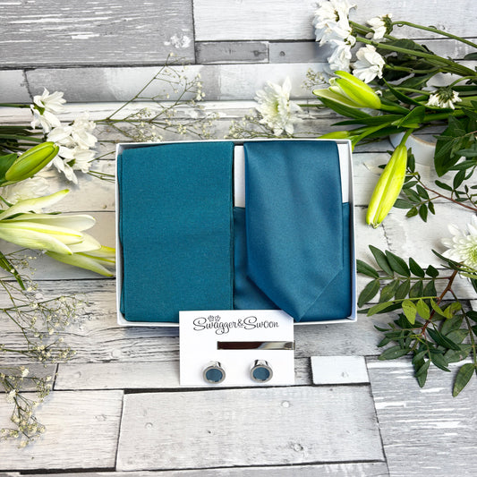 Peacock Tie & Socks Gift Set