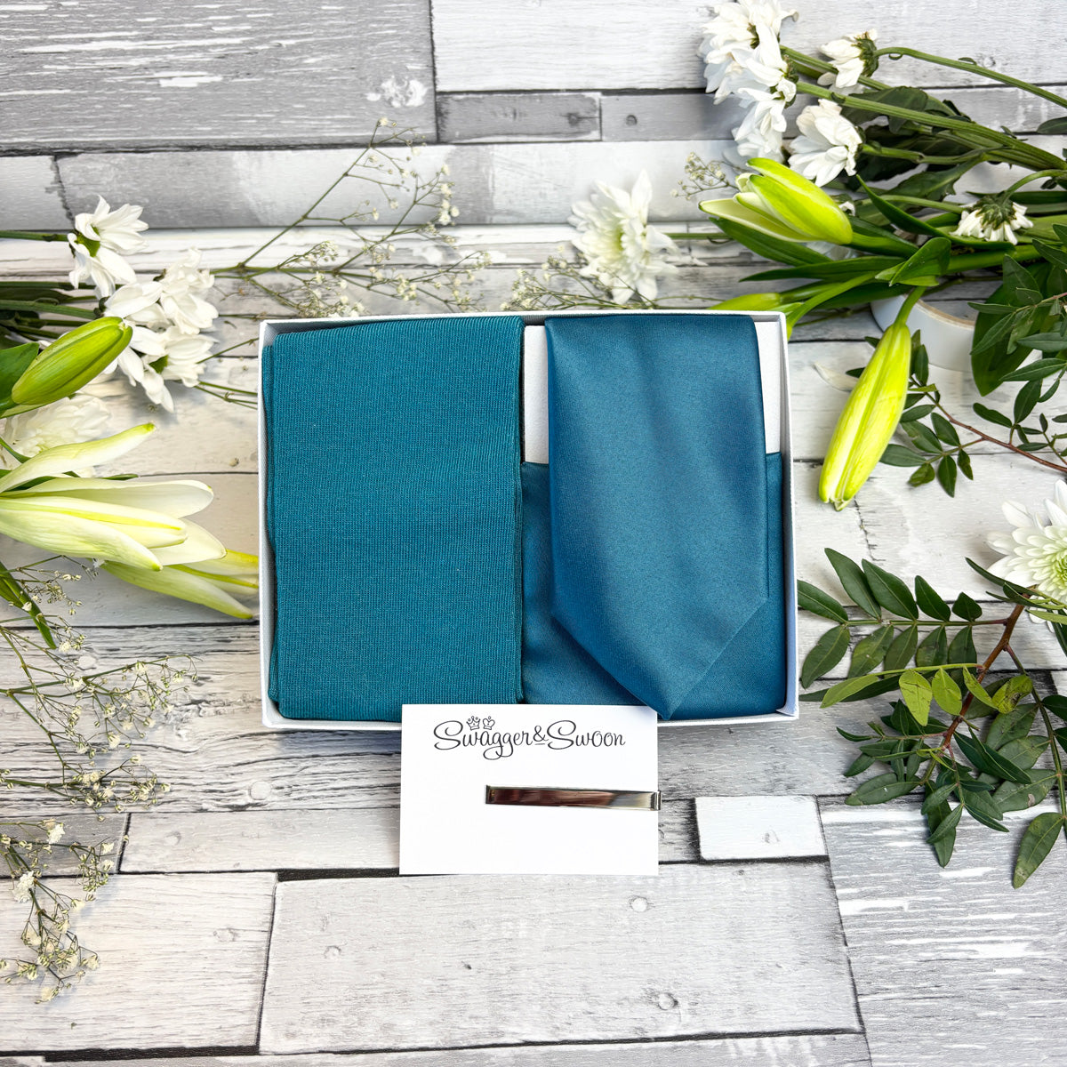 Peacock Tie & Socks Gift Set