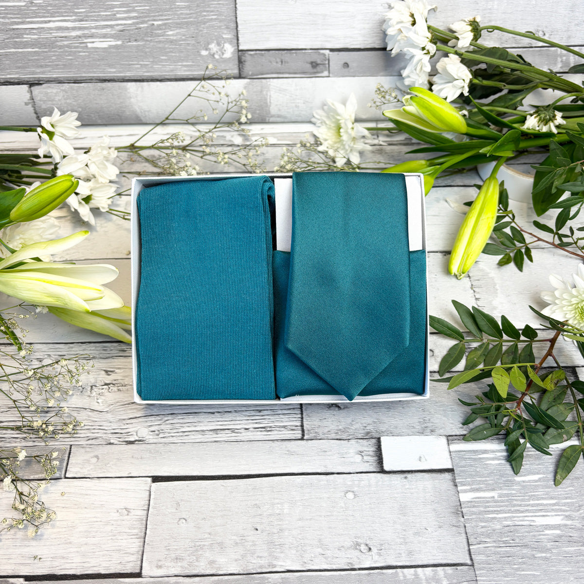 Blue Teal Tie & Socks Gift Set