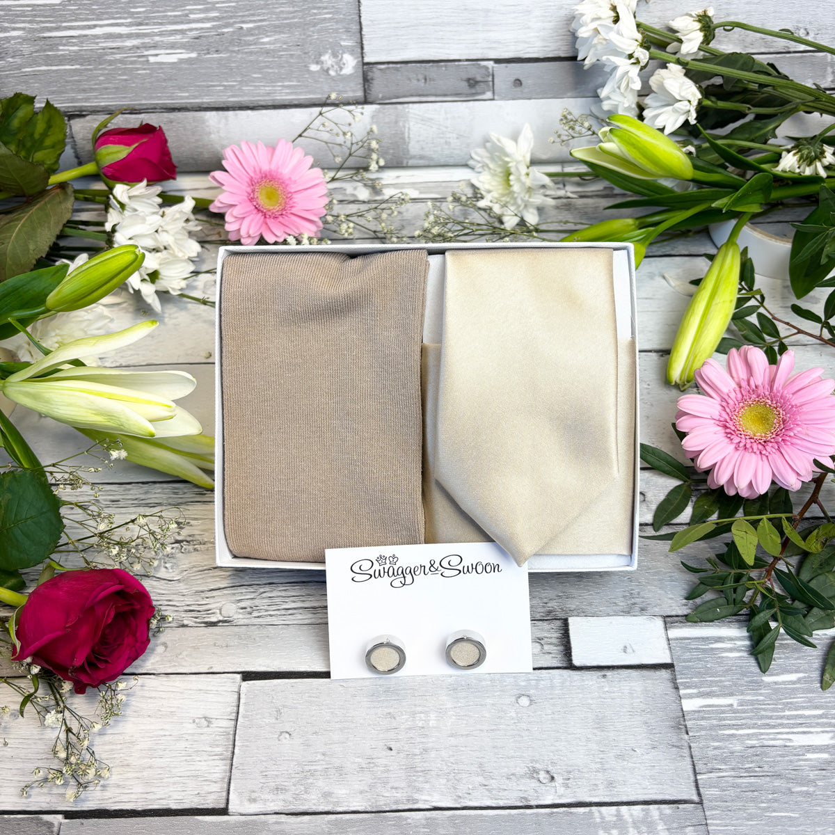 Dune Tie & Socks Gift Set