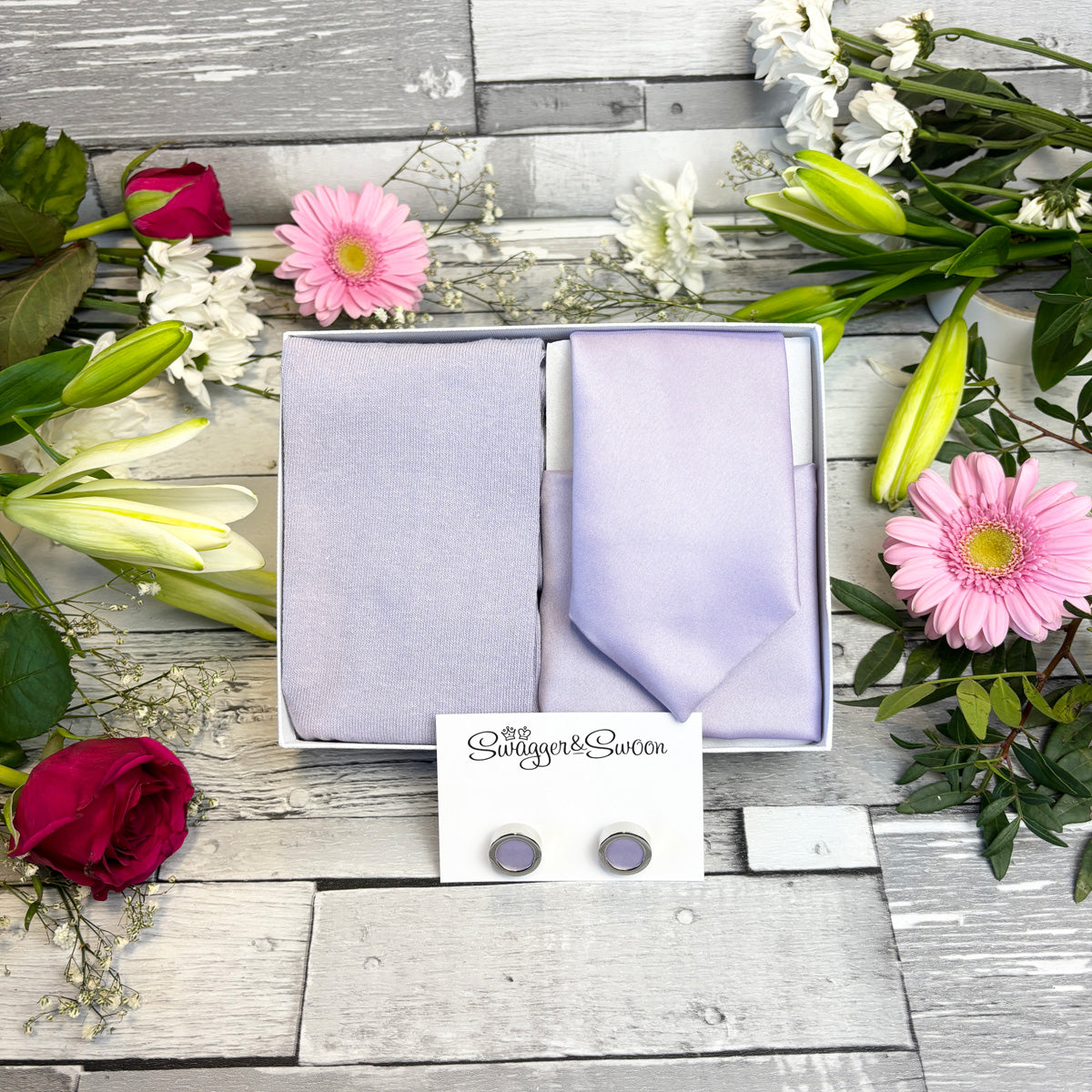 Mauve Tie & Socks Gift Set