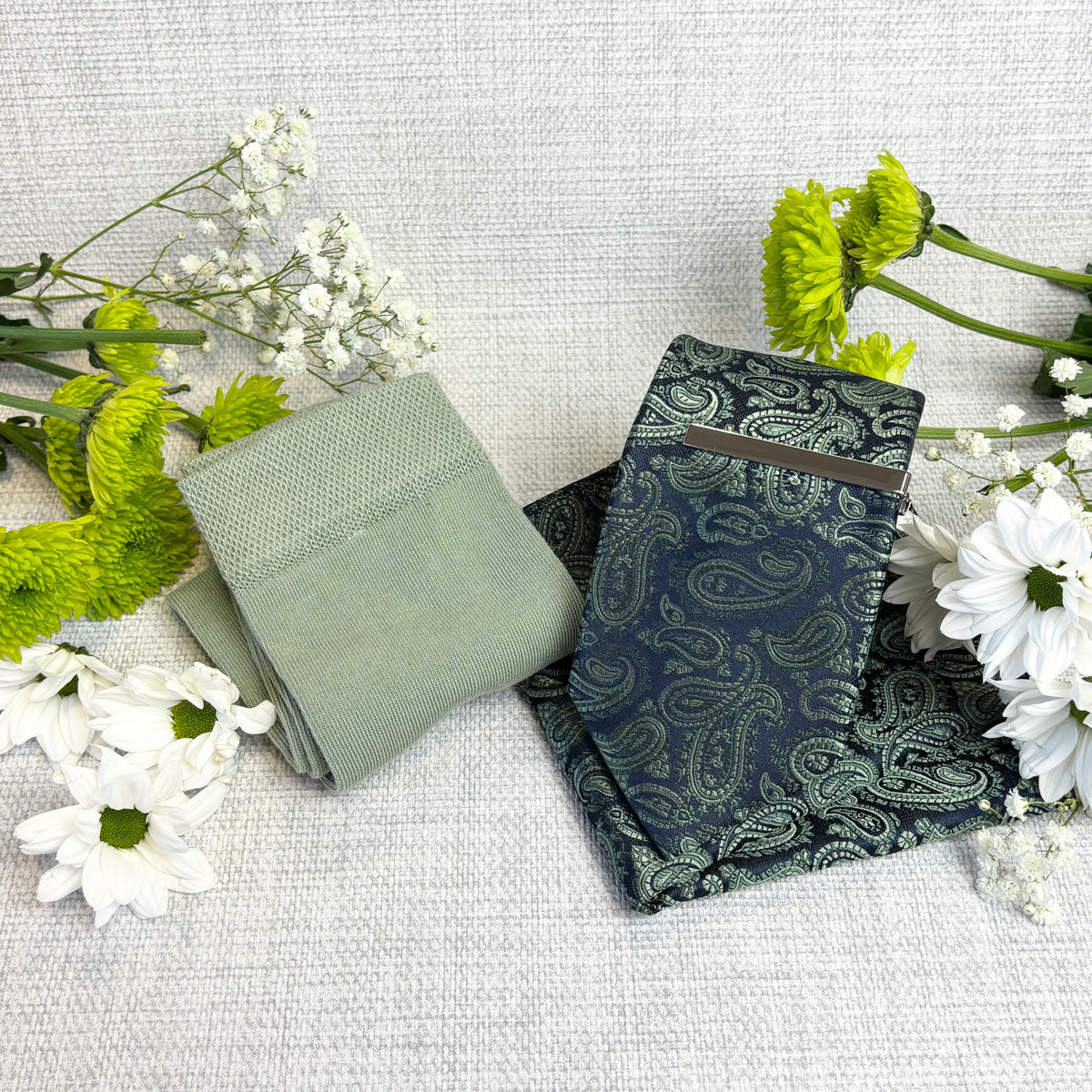 Navy & Sage Paisley Tie & Socks Gift Set