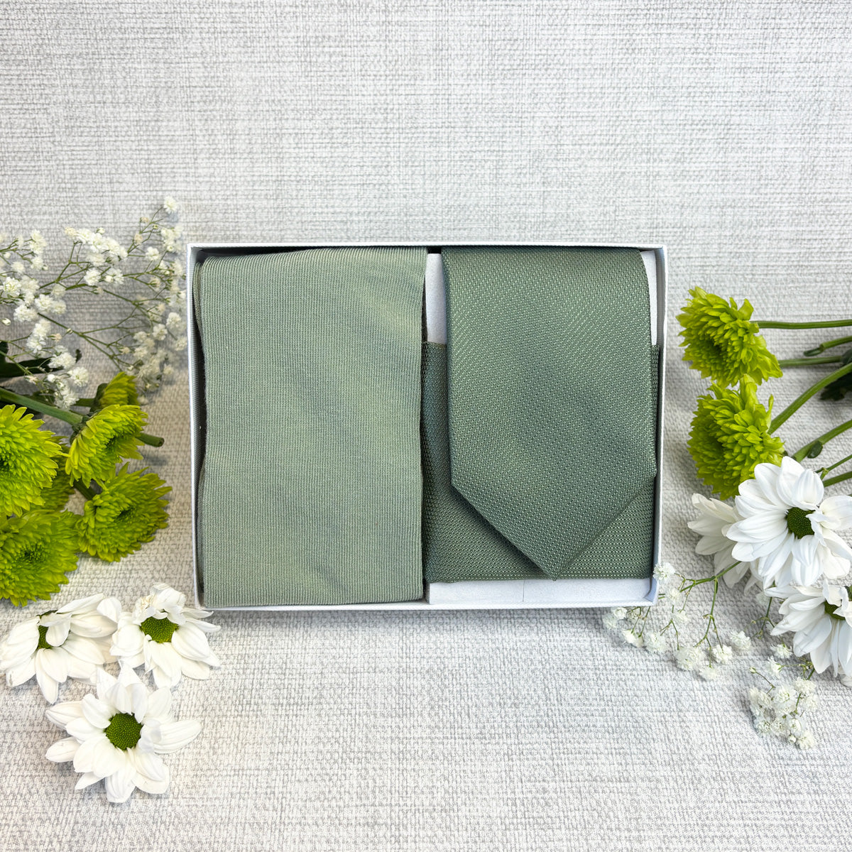 Dark Sage Textured Tie & Socks Gift Set