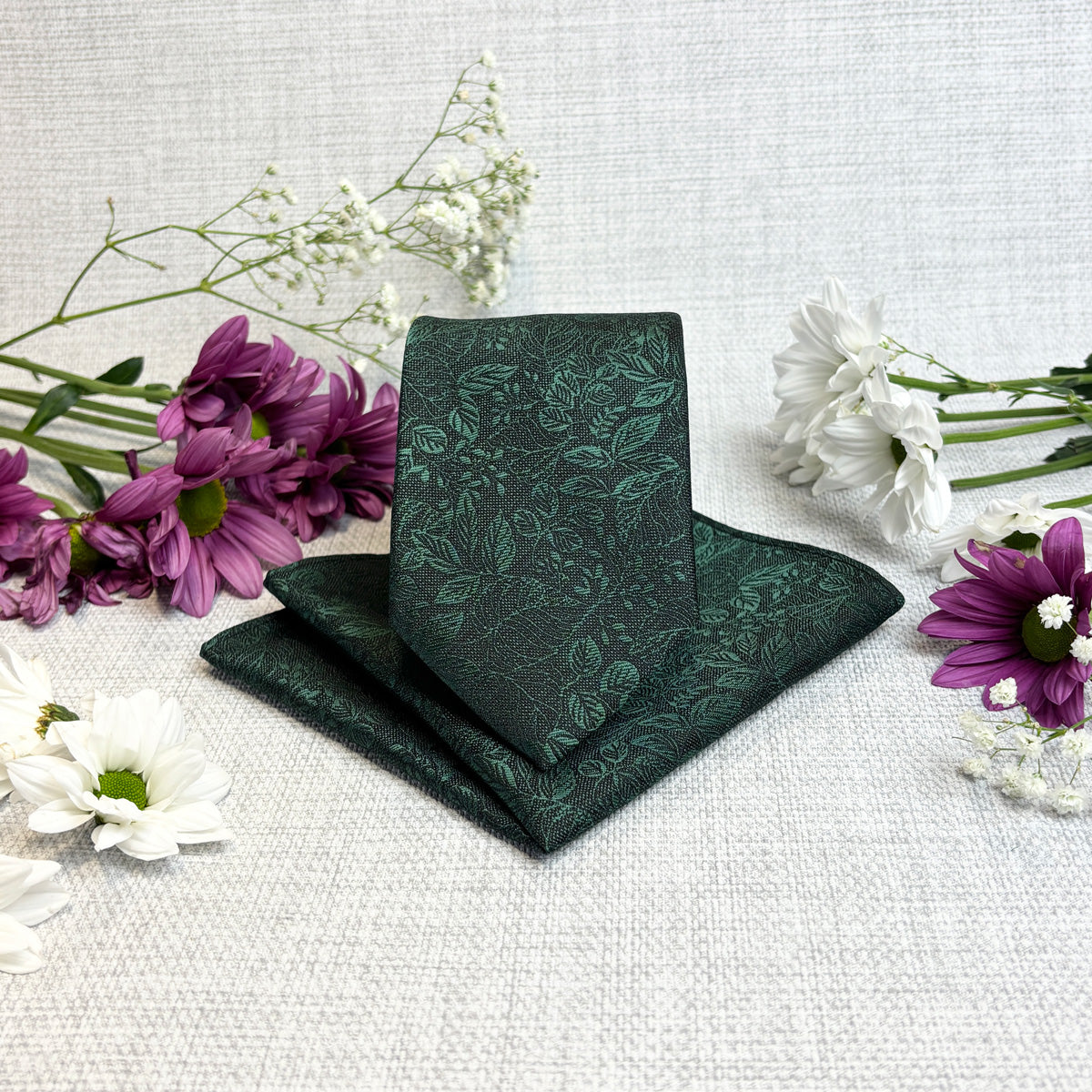 Dark Green Woodland Leaves Tie & Socks Gift Set