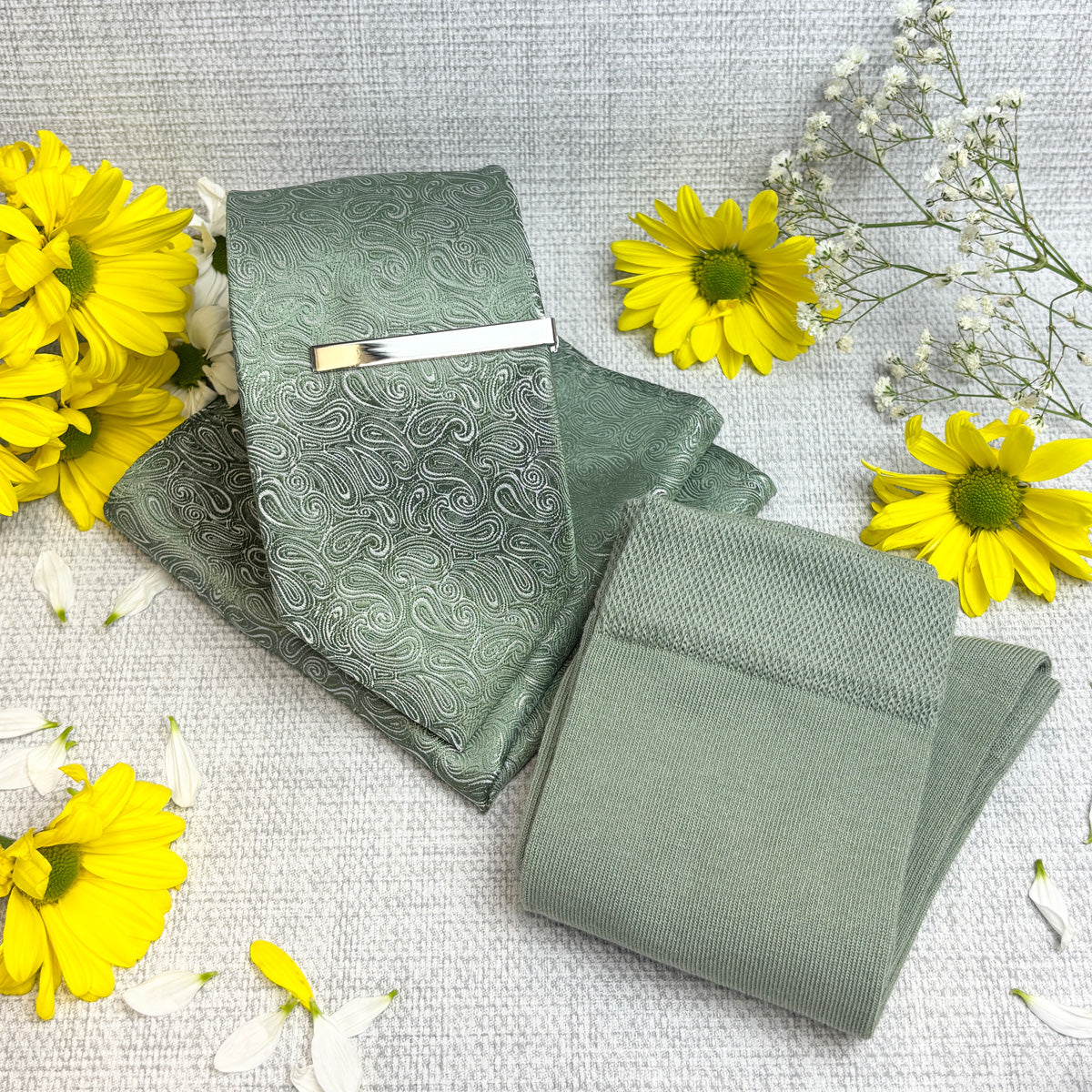 Wild Sage Paisley Tie & Socks Gift Set