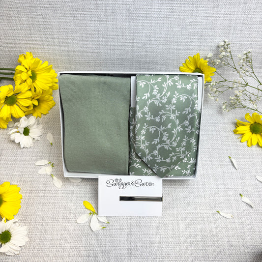 Wild Sage Leaves Tie & Socks Gift Set