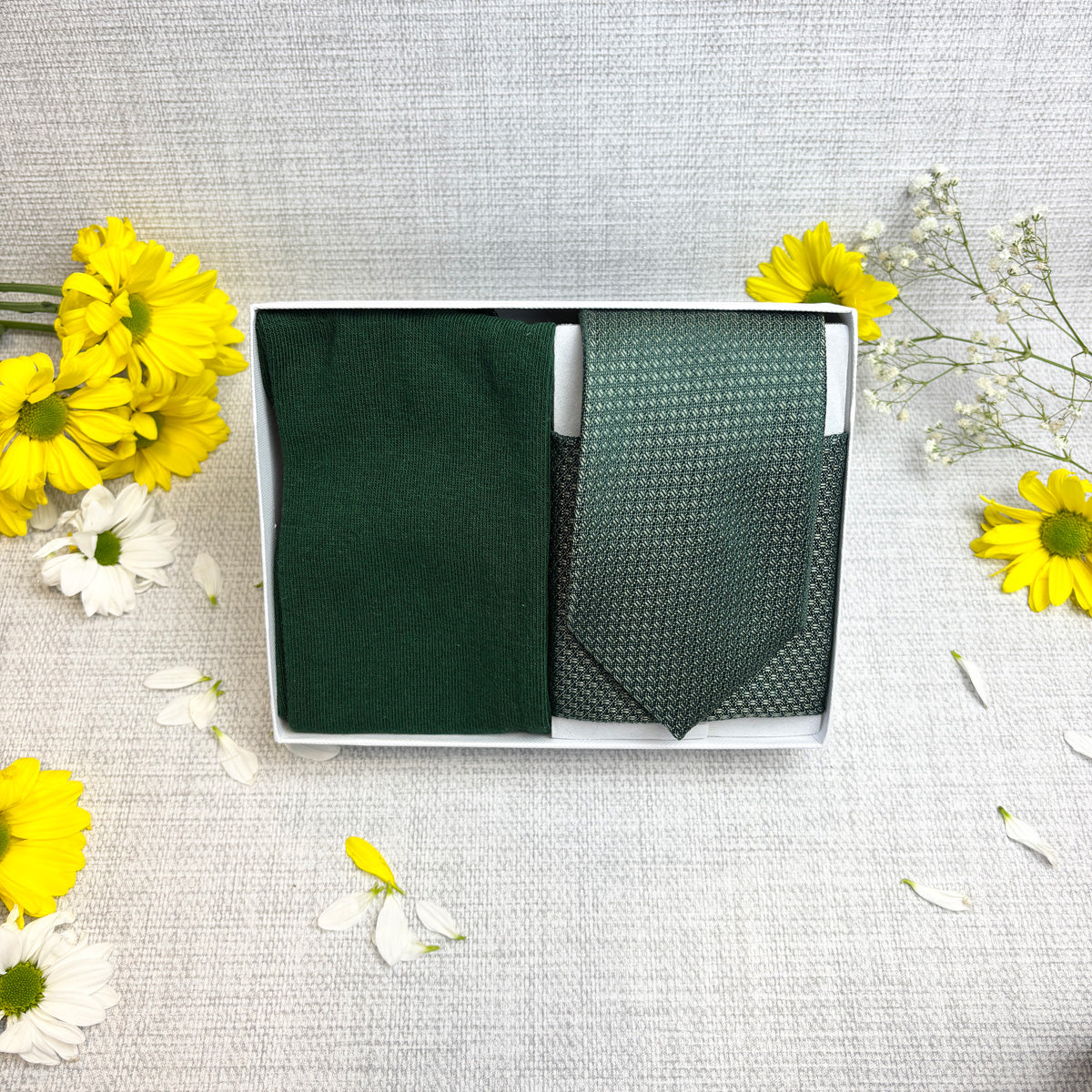 Spruce Woven Tie & Socks Gift Set