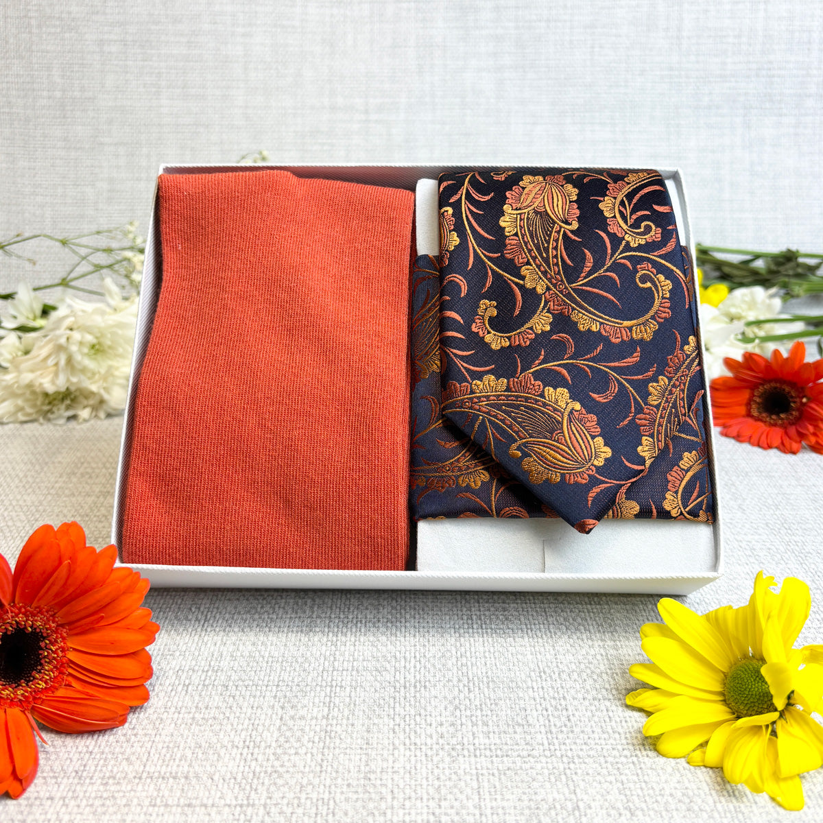Copper Vintage Paisley Tie & Socks Gift Set