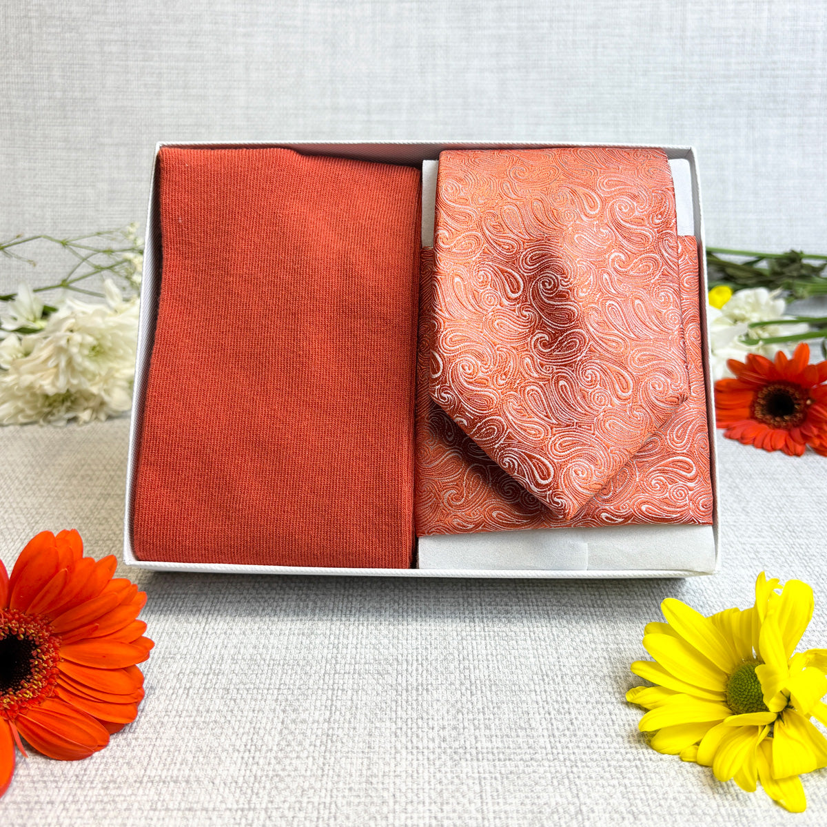 Orange Paisley Tie & Socks Gift Set