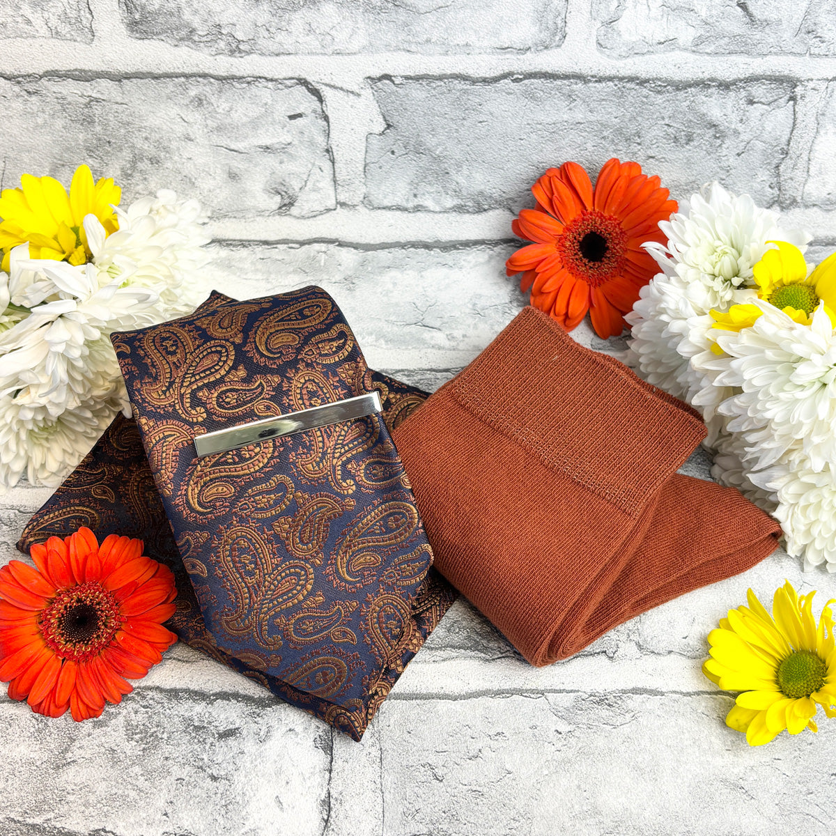 Navy & Copper Paisley Tie & Socks Gift Set
