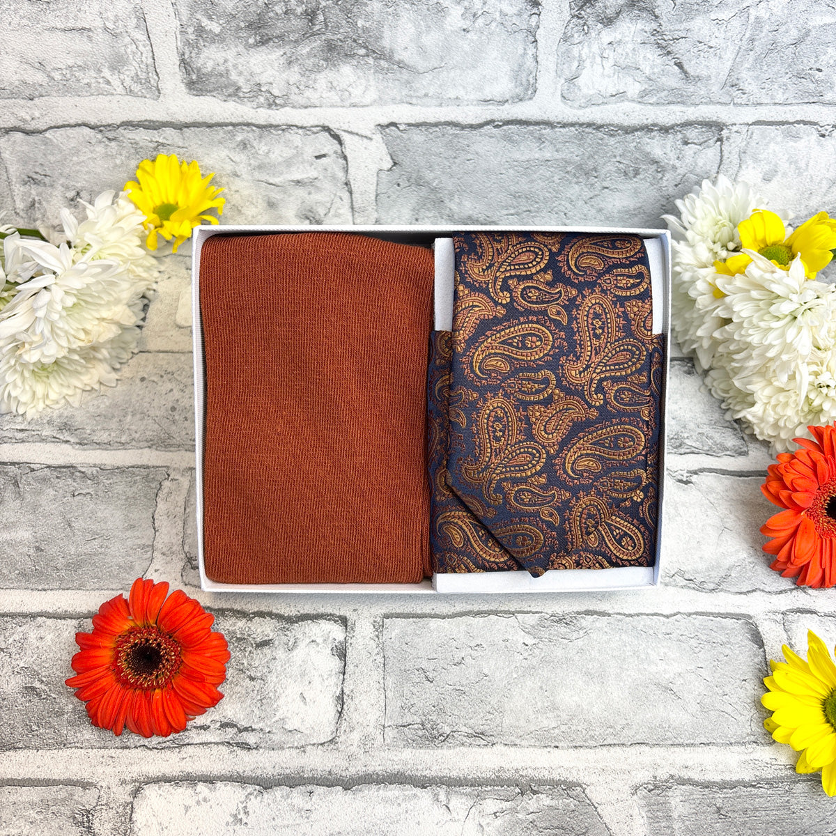 Navy & Copper Paisley Tie & Socks Gift Set