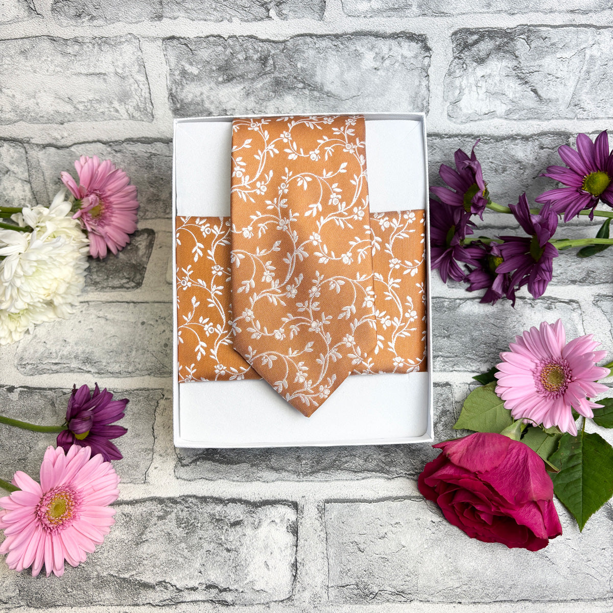 Spice Leaves Pocket Square