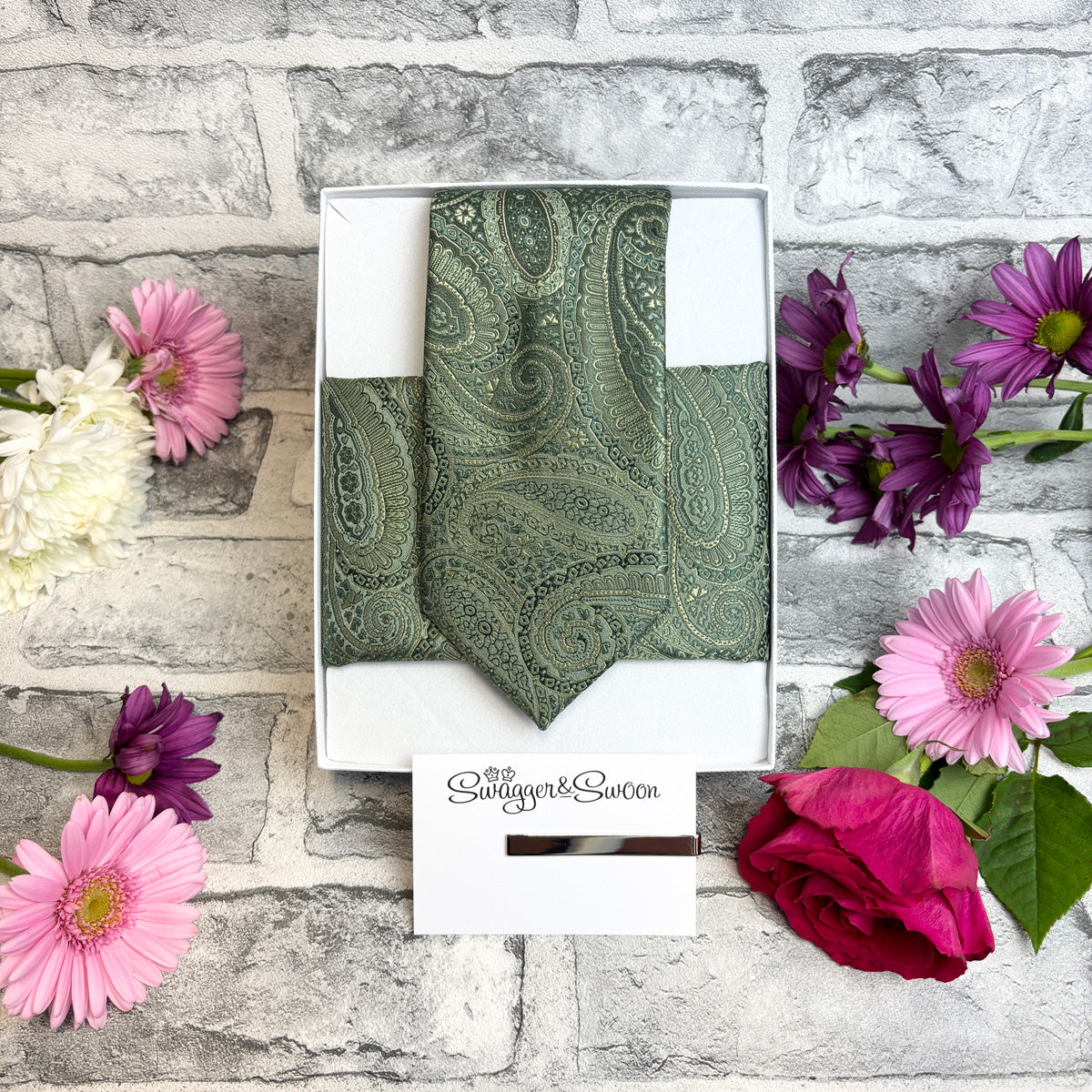 Sage Paisley Swirls Wedding Swatch