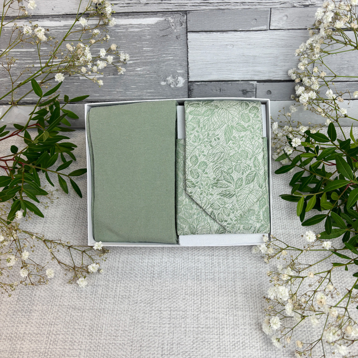 Wild Sage Woodland Leaves Tie & Socks Gift Set