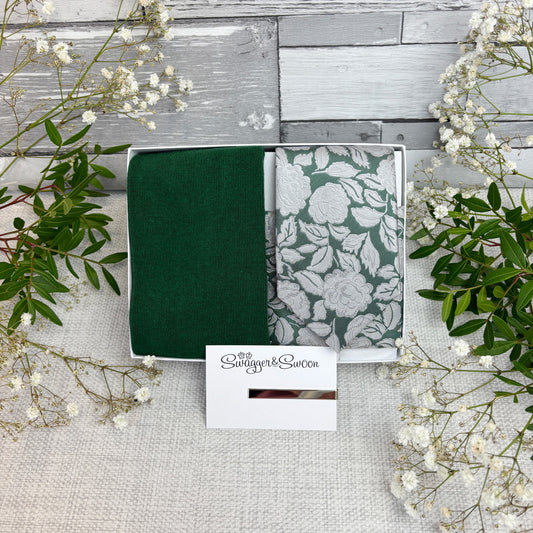 Bold Dark Green Rose Tie & Socks Gift Set