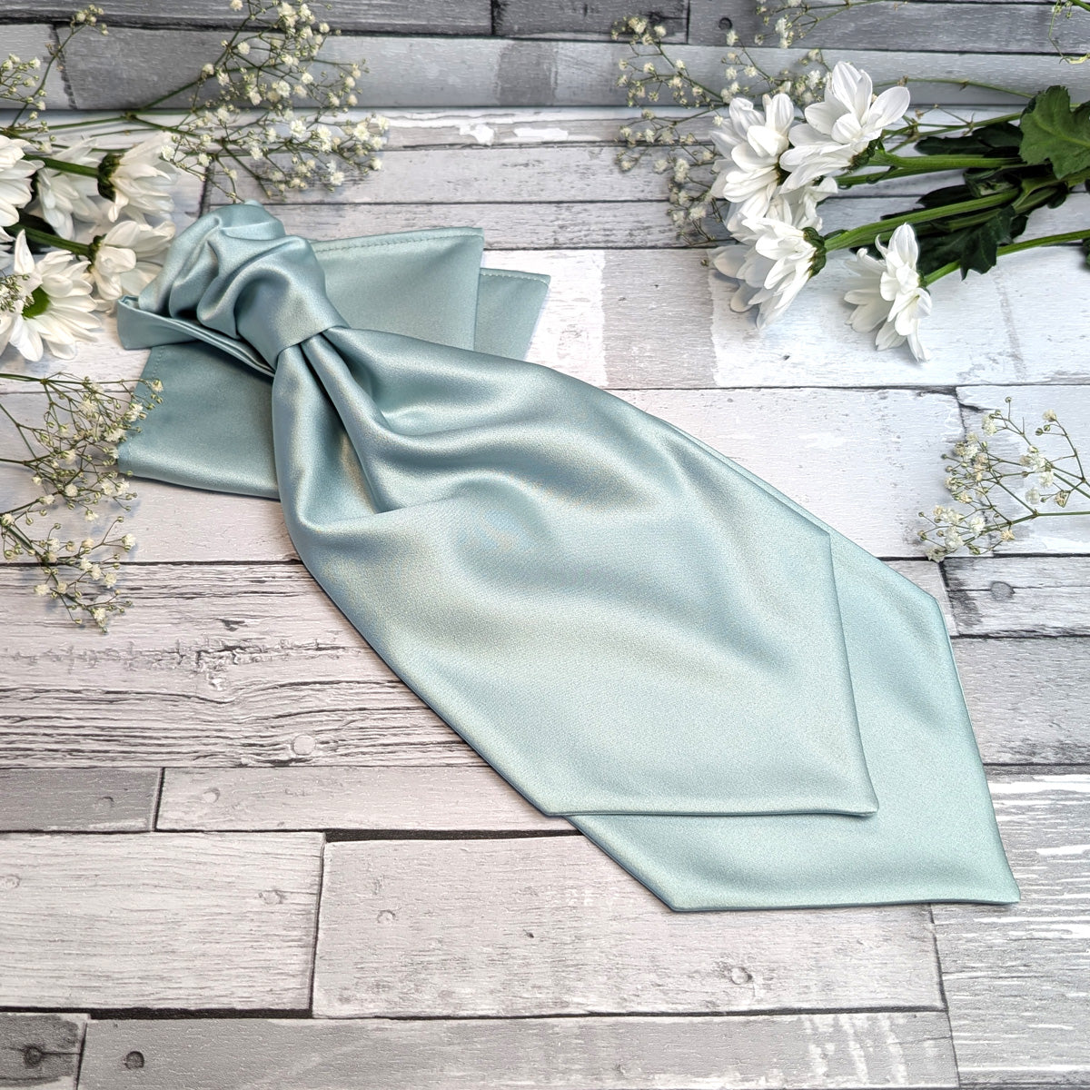 Seagrass Wedding Cravat