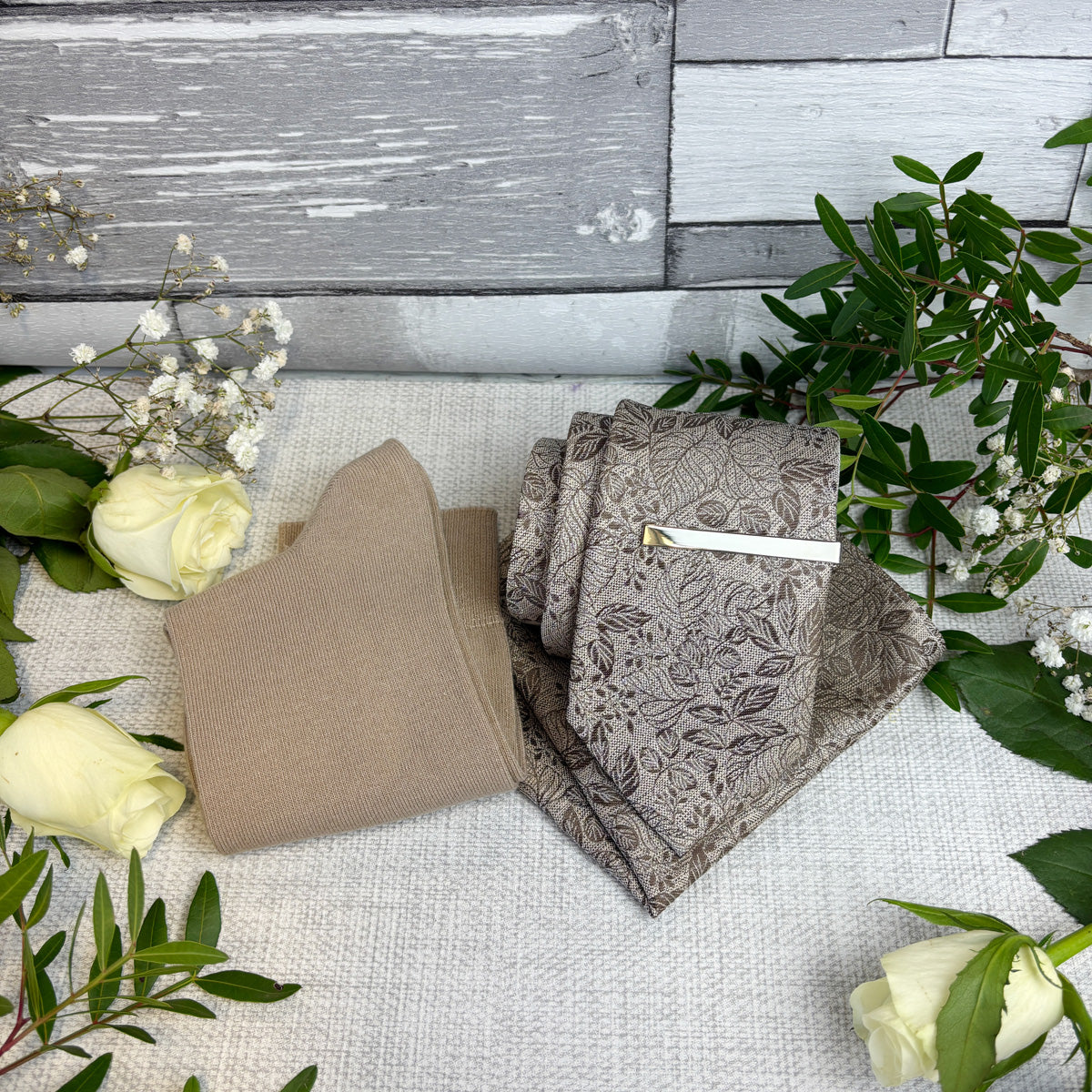 Walnut Woodland Leaves Tie and Matching Pocket Square, sock and Tie Bar