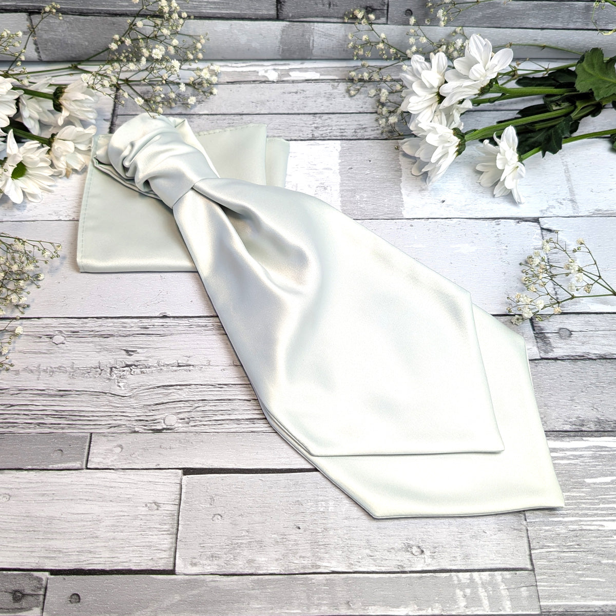 Willow Wedding Cravat and Pocket Square