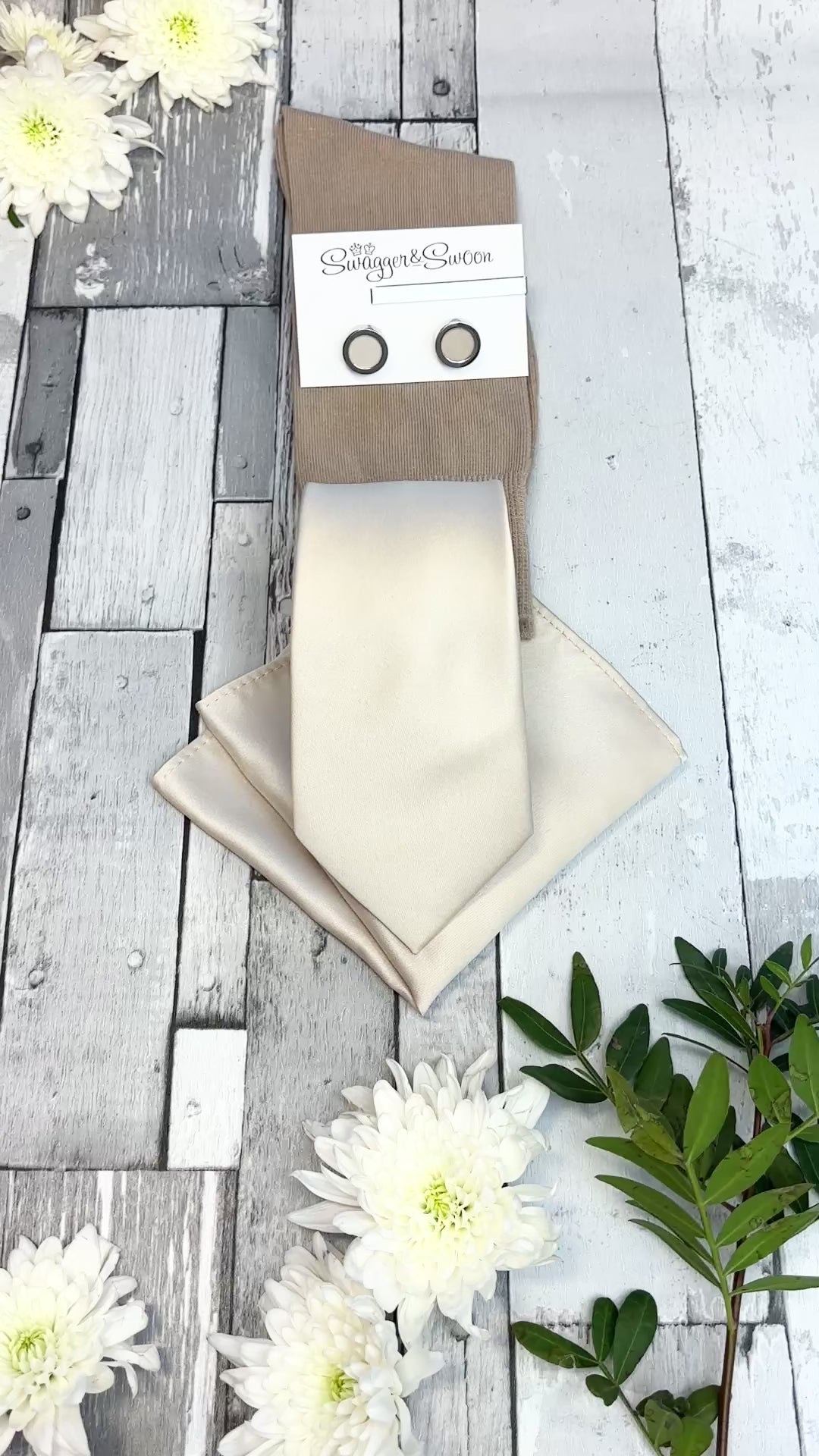 Antique Champagne Tie, Pocket Square with Socks, cufflinks and Tie Bar