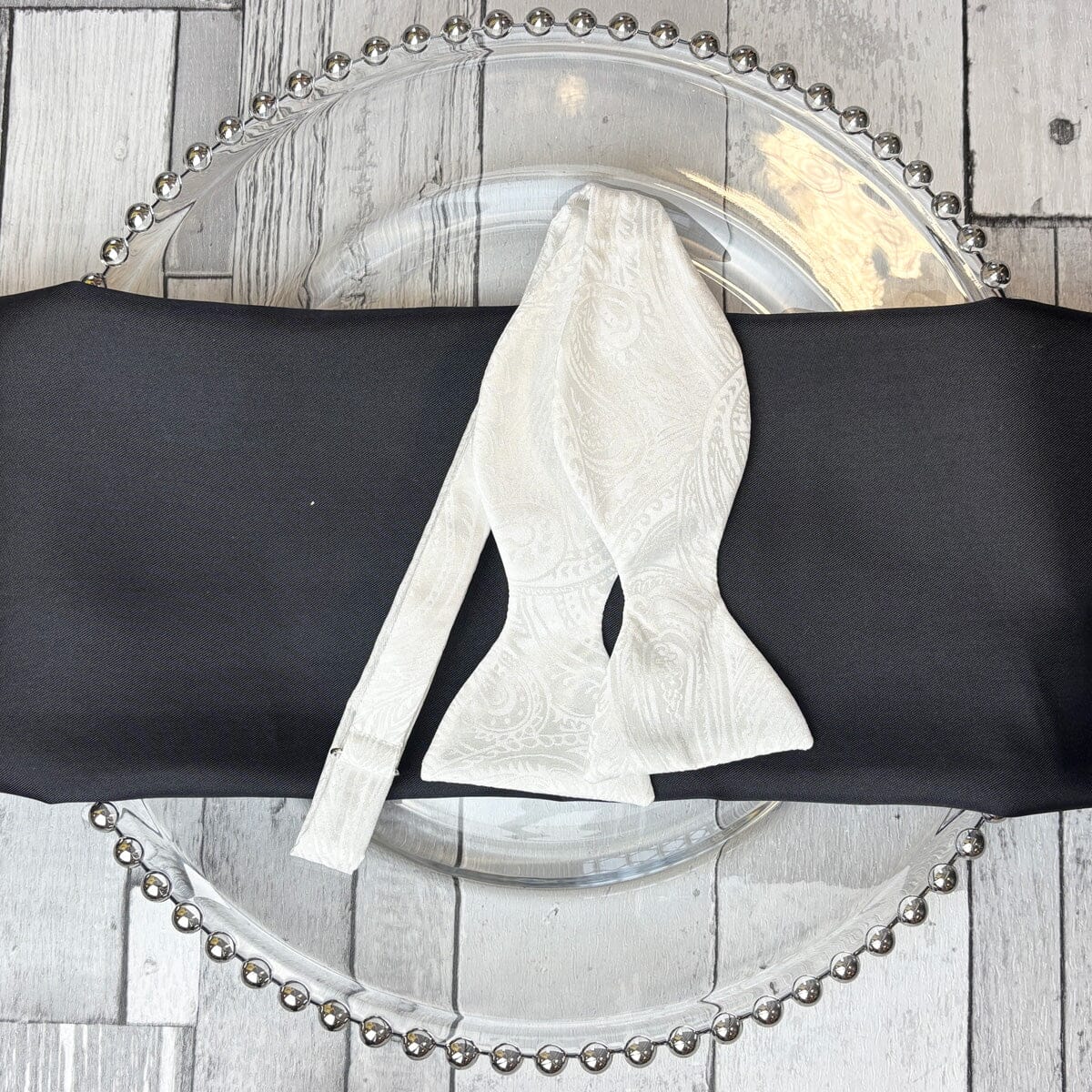 White Paisley Silk Bow Tie - Bow Ties - 