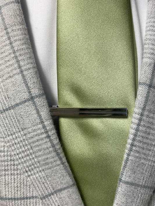 Ribbed Silver Tie Bar Clip