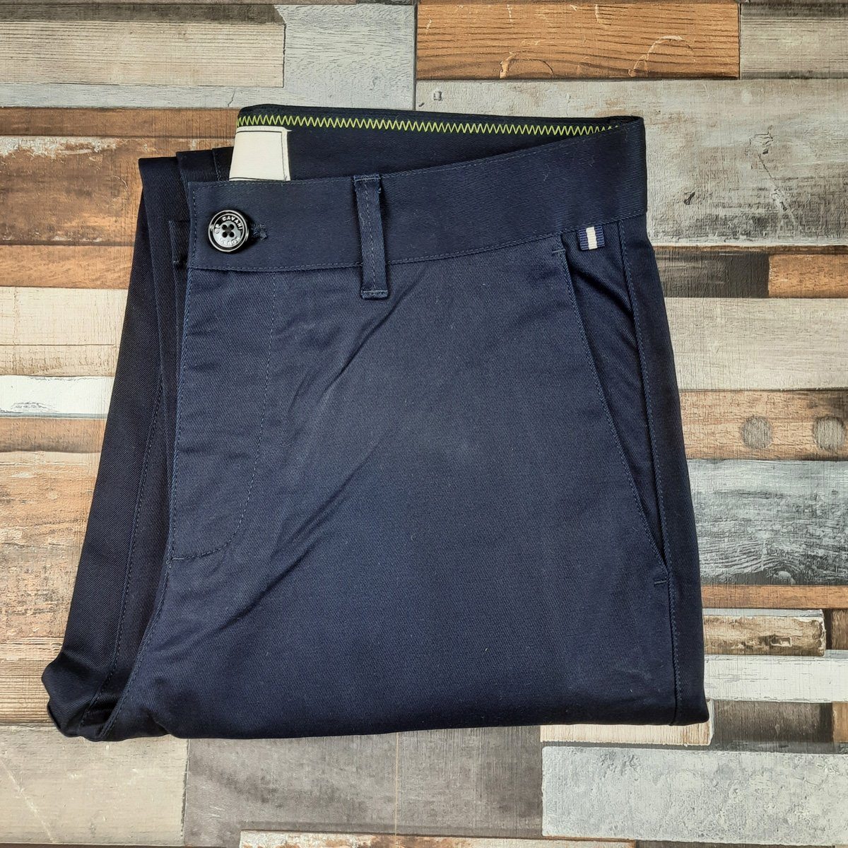 Dakota Navy Chinos - Chinos - 30S - Swagger & Swoon