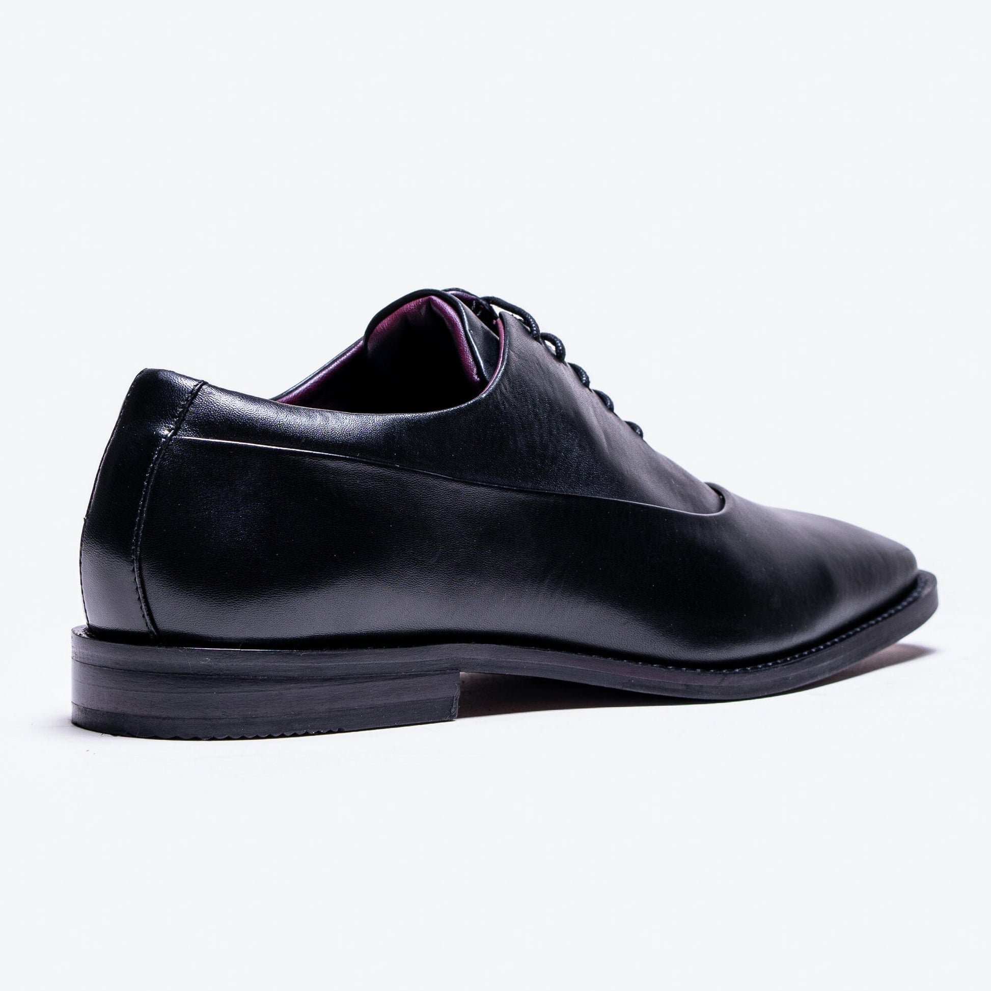 Seville Plain Black Shoes - Shoes - - THREADPEPPER